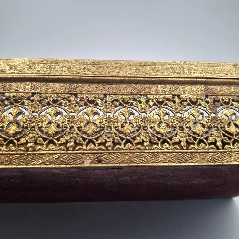 Vtg Brass Filigree Tissue Box Cover Holder Hollywood Regency Gold Ornate Metal